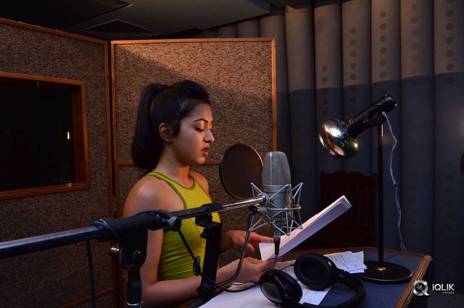 Catherine-Tresa-Dubbing-For-Goutham-Nanda-Movie